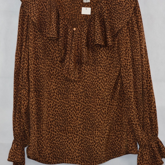 Animal Print Founcy Blouse SZ M Le Caviar - Picture 2 of 8